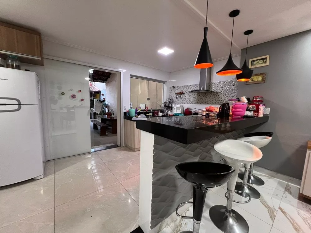 Casa à venda com 4 quartos, 360m² - Foto 10