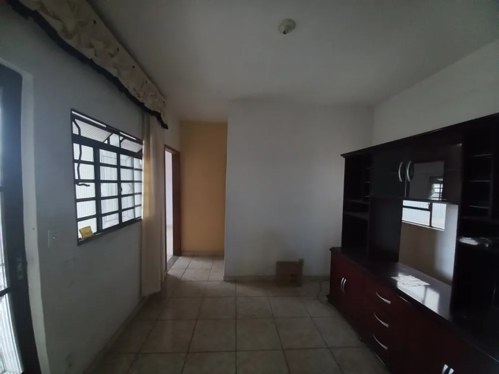 Casa, 3 quartos, 360 m² - Foto 2