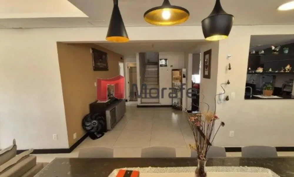 Casa, 5 quartos, 240 m² - Foto 9