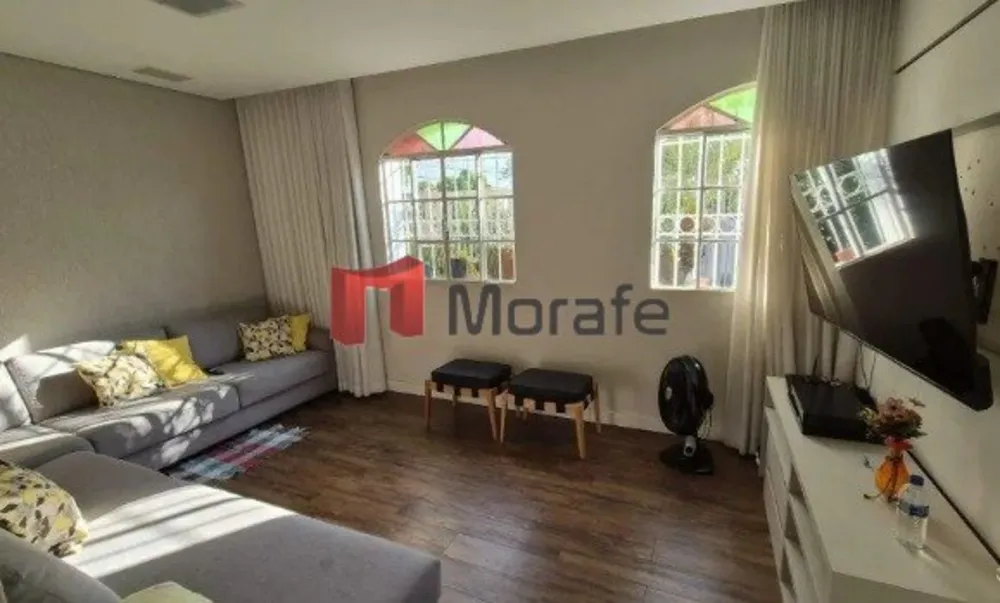 Casa, 5 quartos, 240 m² - Foto 1