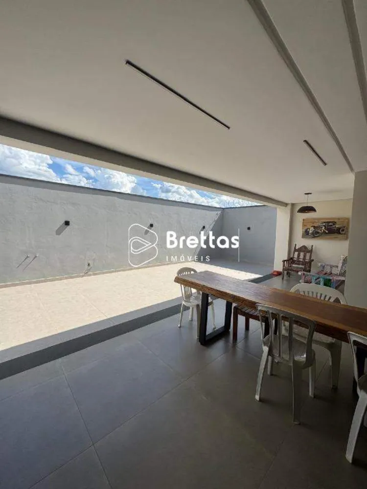 Casa, 2 quartos, 216 m² - Foto 6