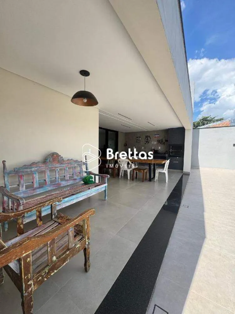 Casa, 2 quartos, 216 m² - Foto 2