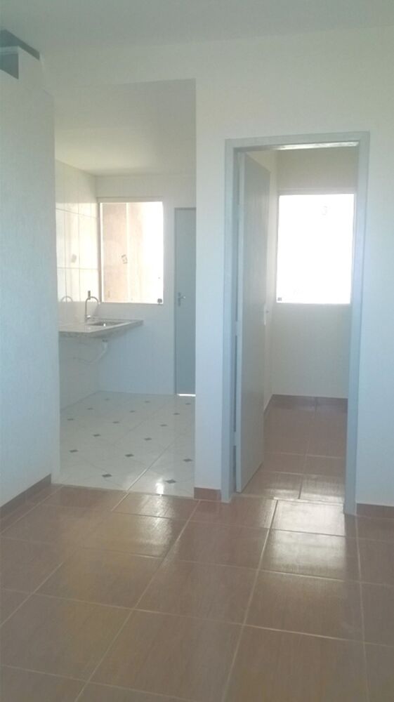 Casa à venda com 3 quartos, 80m² - Foto 13