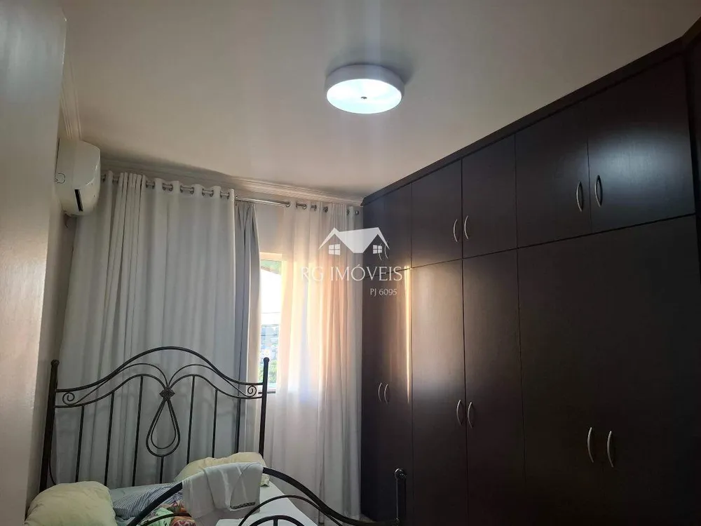 Casa, 3 quartos, 200 m² - Foto 13