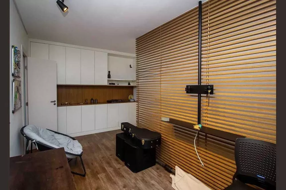 Apartamento à venda com 3 quartos, 176m² - Foto 7