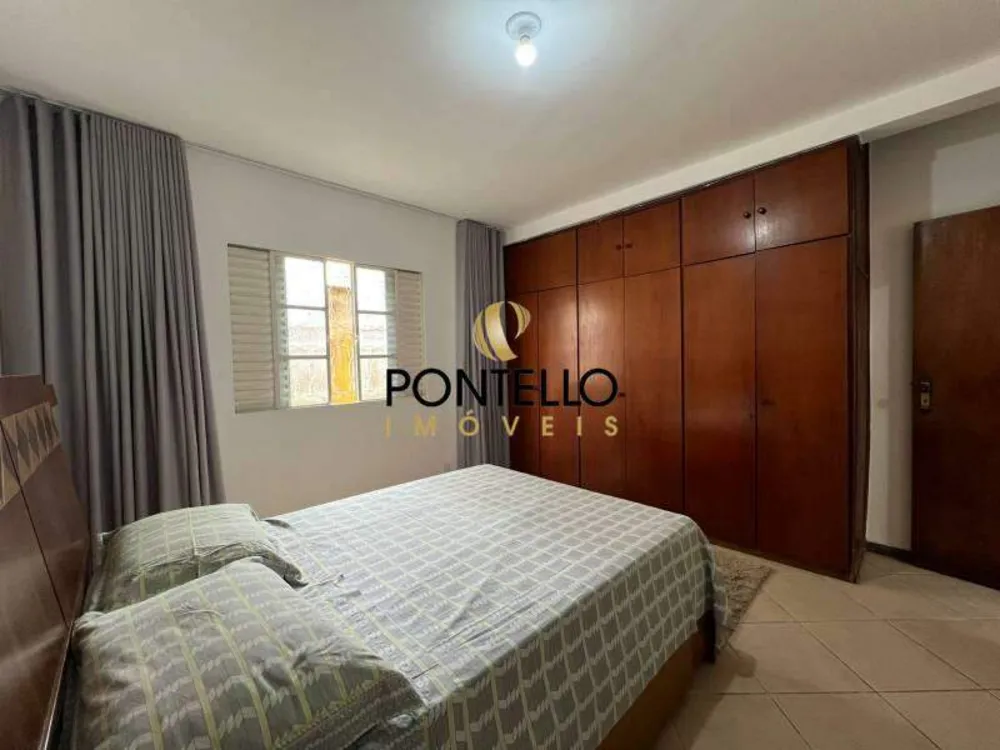 Casa, 6 quartos, 300 m² - Foto 3