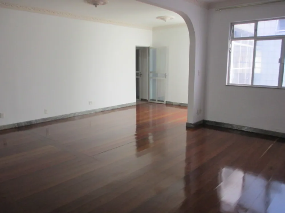 Casa, 4 quartos, 263 m² - Foto 3