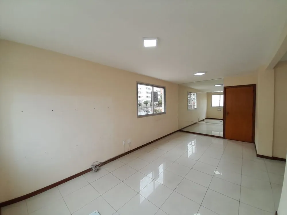 Apartamento, 3 quartos, 131 m² - Foto 2
