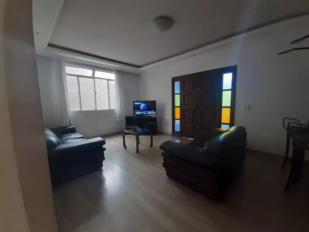 Casa à venda com 4 quartos, 244m² - Foto 3