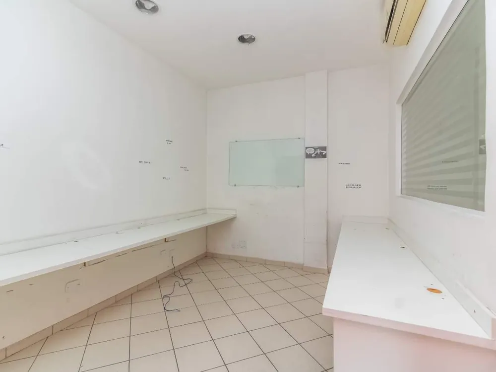 Casa, 1 quarto, 224 m² - Foto 8