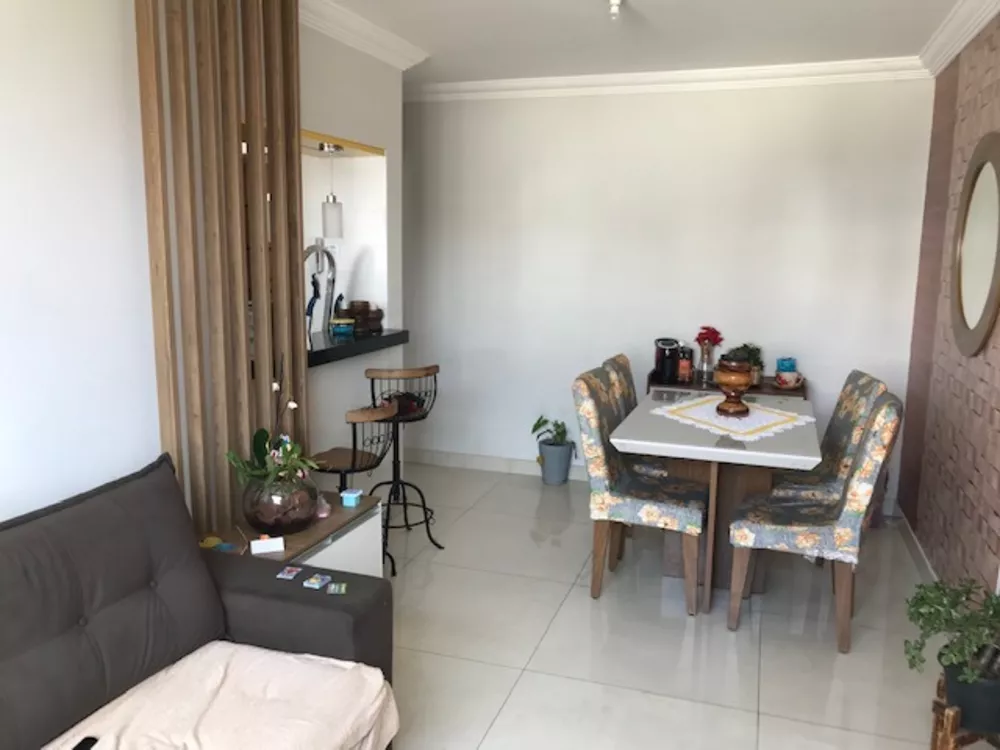 Apartamento à venda com 2 quartos, 68m² - Foto 2