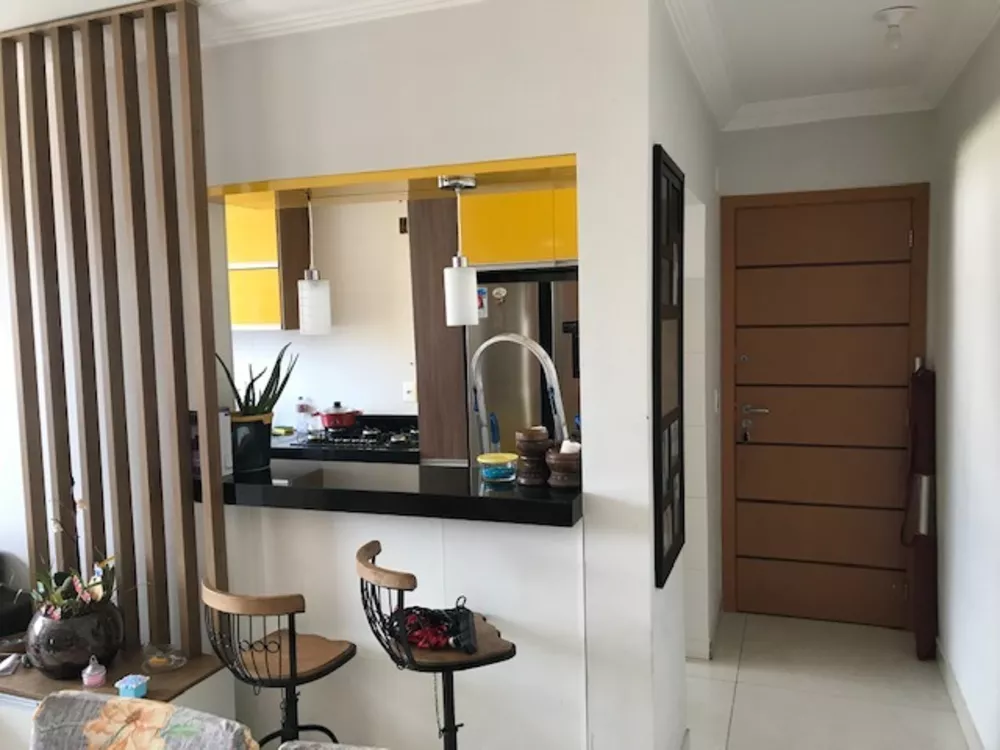 Apartamento à venda com 2 quartos, 68m² - Foto 4