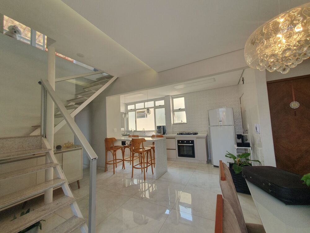 Cobertura à venda com 4 quartos, 170m² - Foto 1