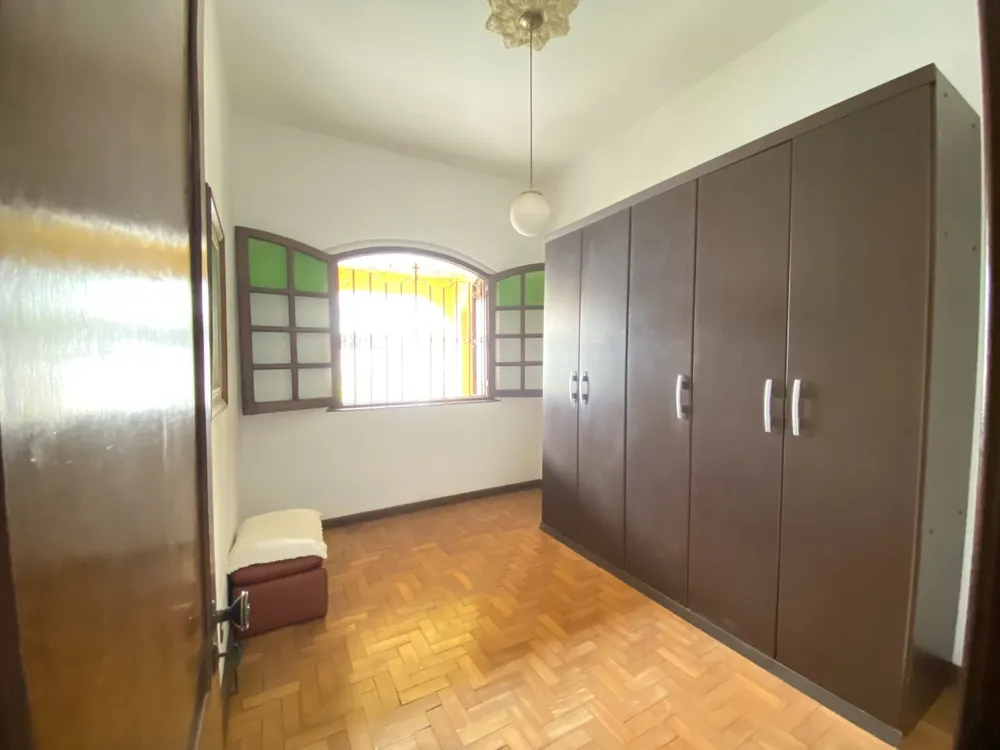Casa, 7 quartos, 347 m² - Foto 3