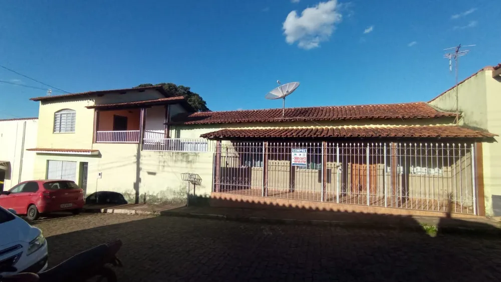 Casa, 4 quartos, 200 m² - Foto 1