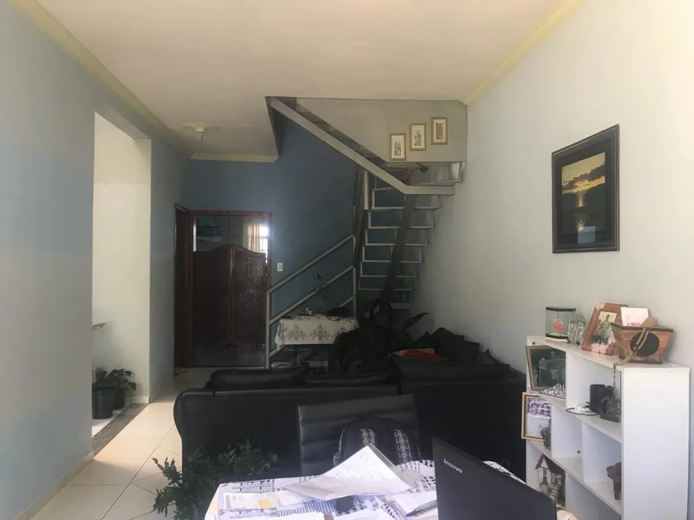 Casa, 4 quartos, 180 m² - Foto 4