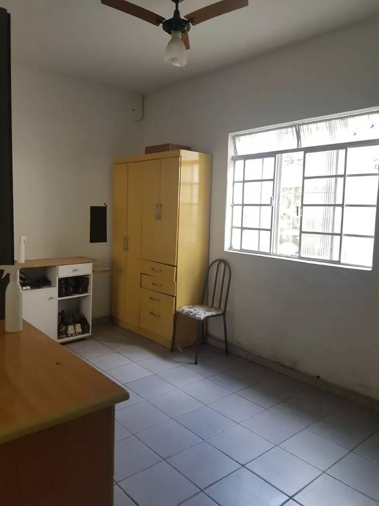 Casa à venda com 3 quartos, 257m² - Foto 8