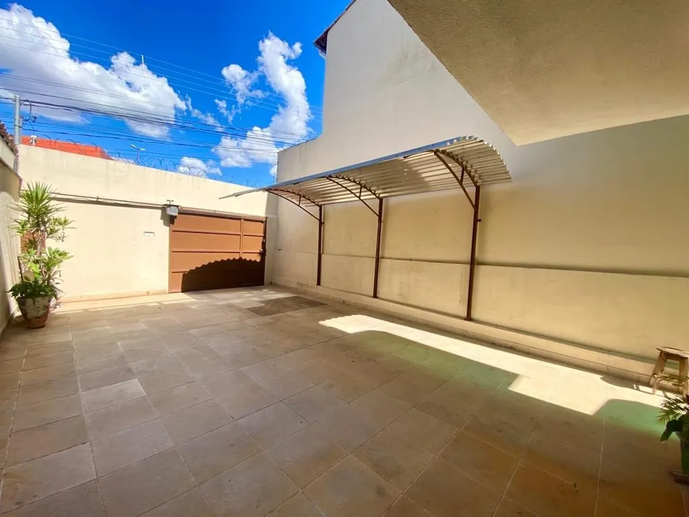 Casa, 3 quartos, 265 m² - Foto 2
