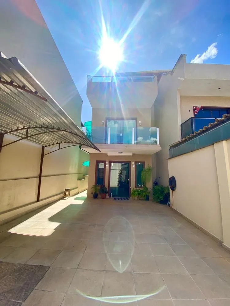 Casa, 3 quartos, 265 m² - Foto 1