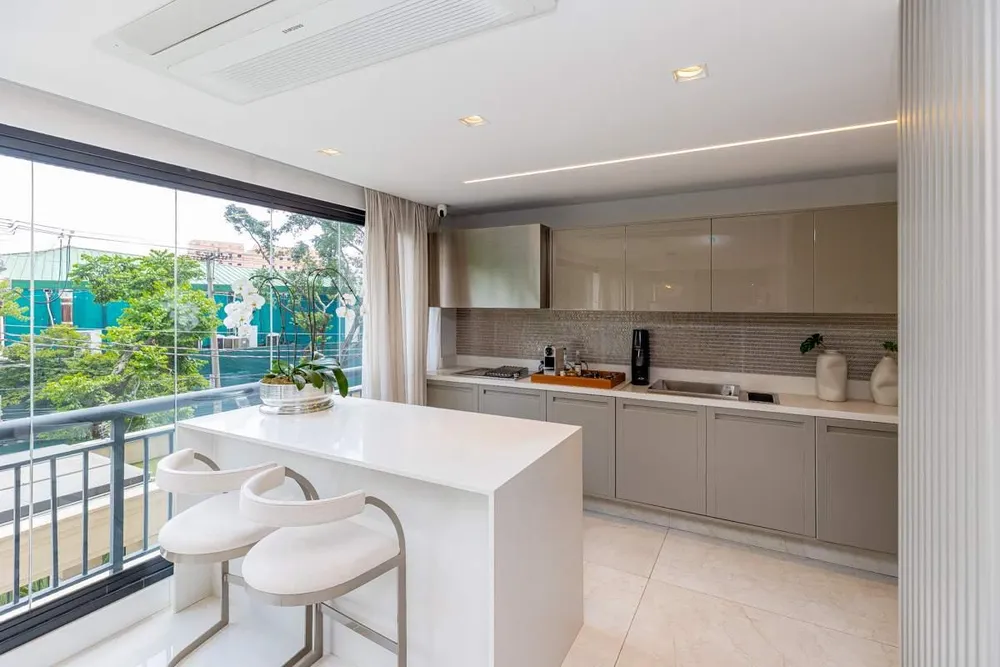Apartamento, 3 quartos, 220 m² - Foto 3