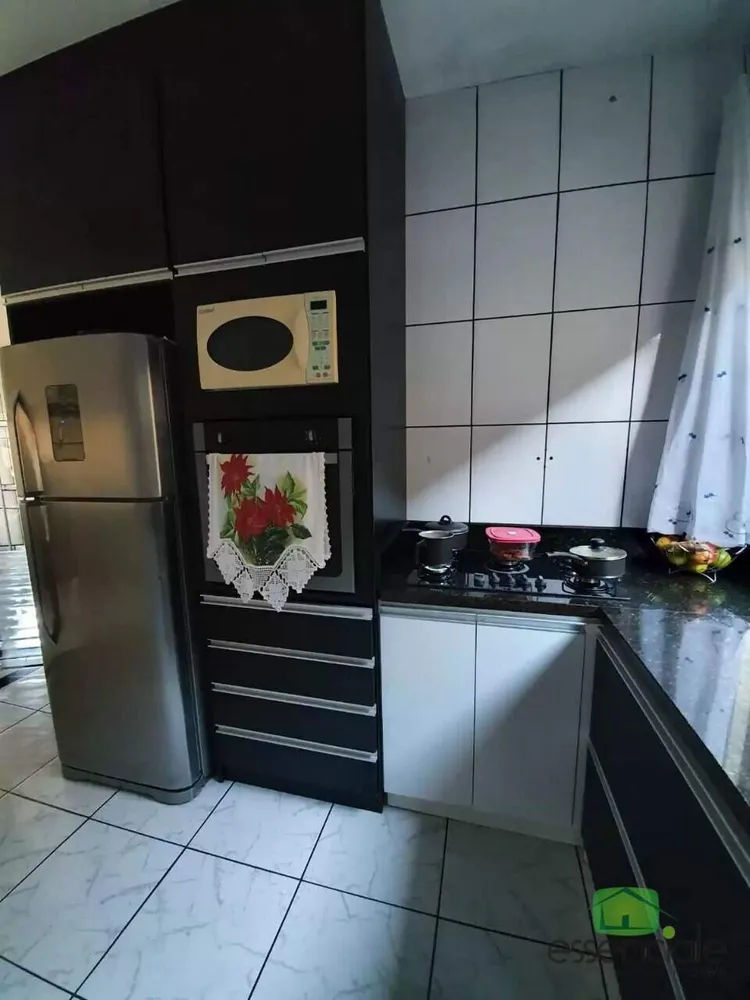 Casa, 3 quartos, 220 m² - Foto 4