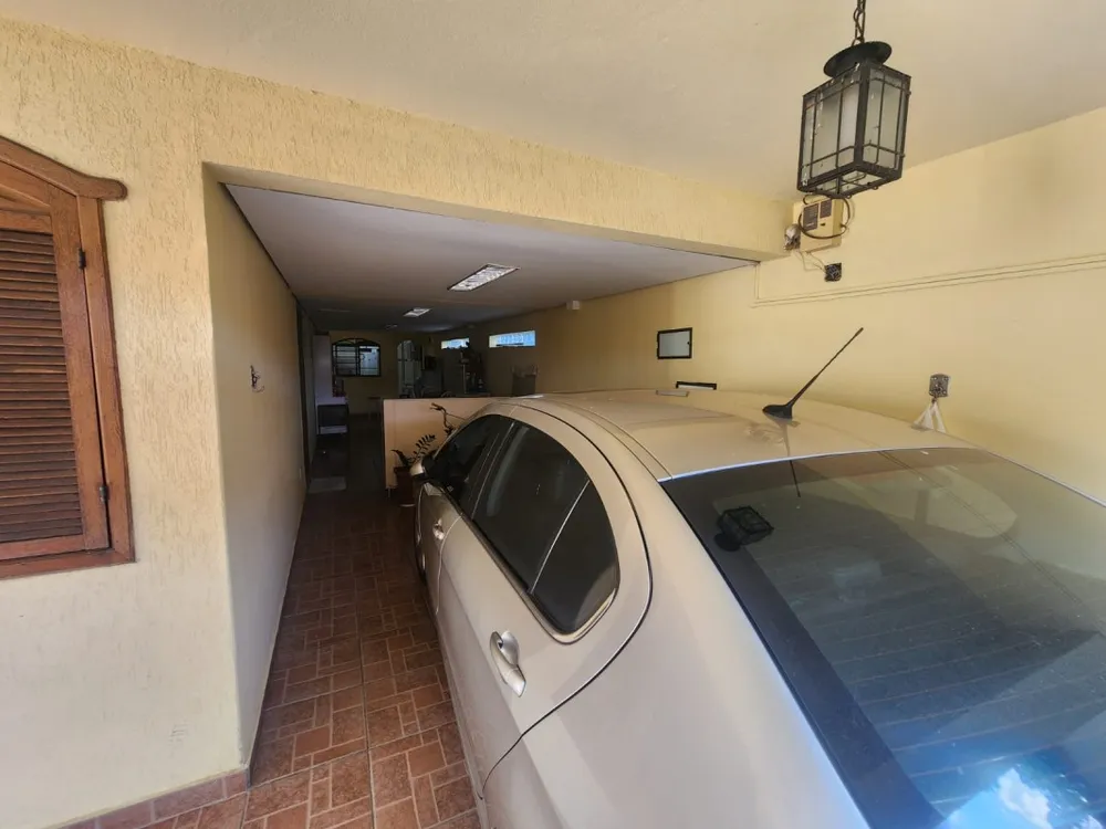 Casa, 6 quartos, 298 m² - Foto 3