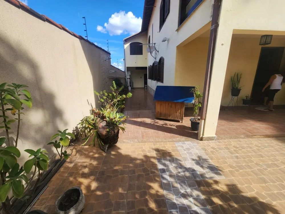 Casa, 6 quartos, 298 m² - Foto 10