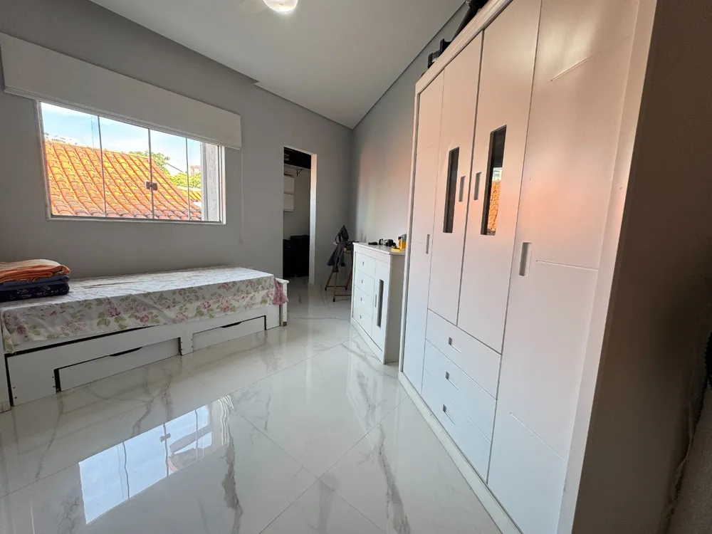 Casa, 3 quartos, 290 m² - Foto 3
