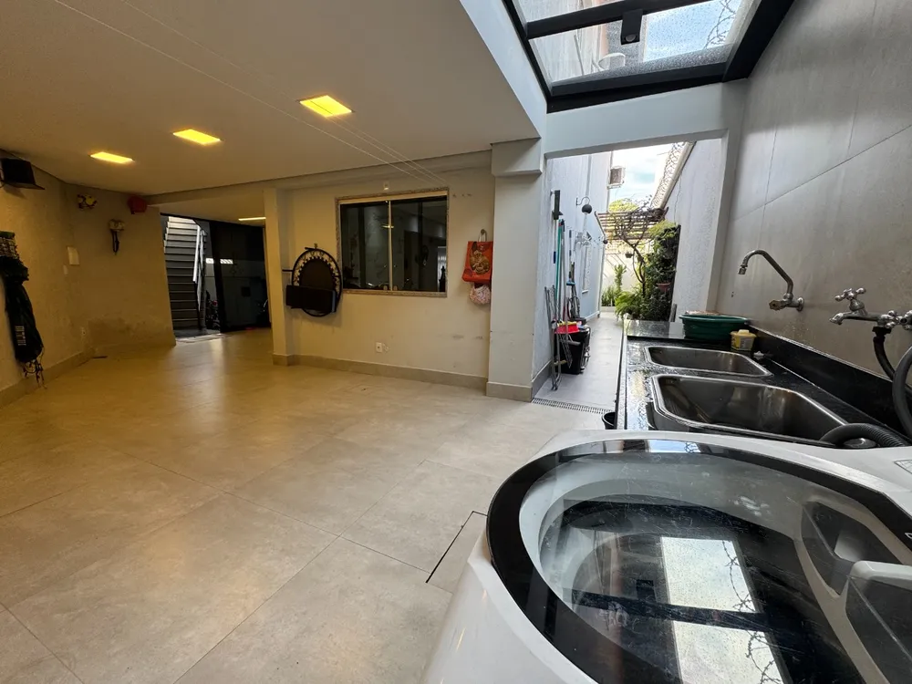 Casa, 3 quartos, 290 m² - Foto 11