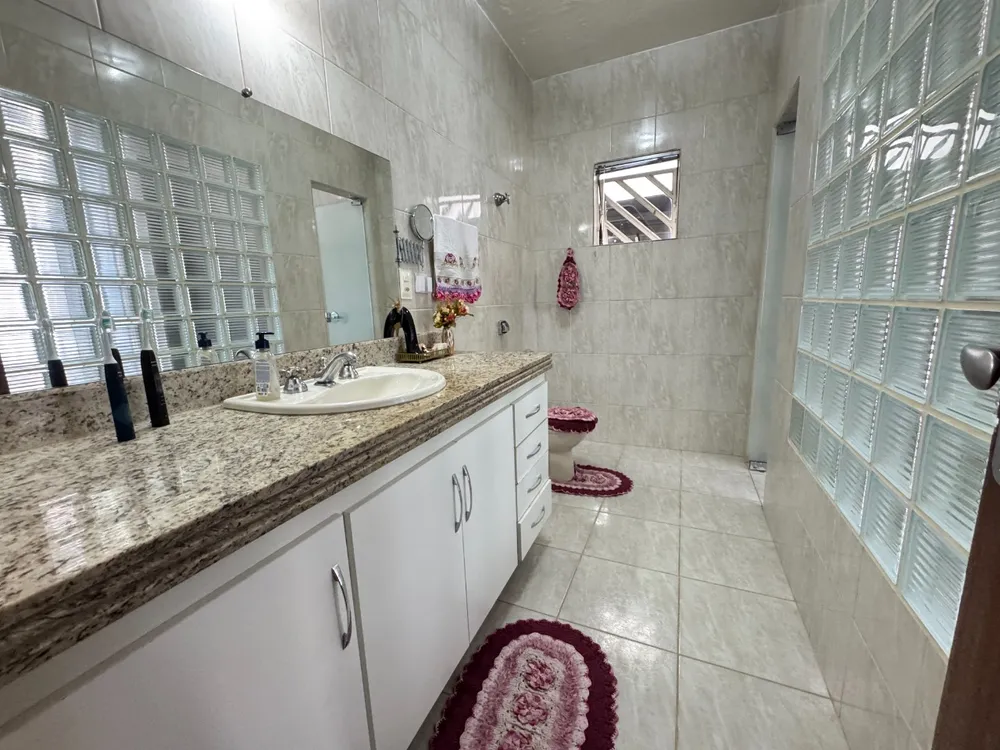 Casa, 3 quartos, 290 m² - Foto 1