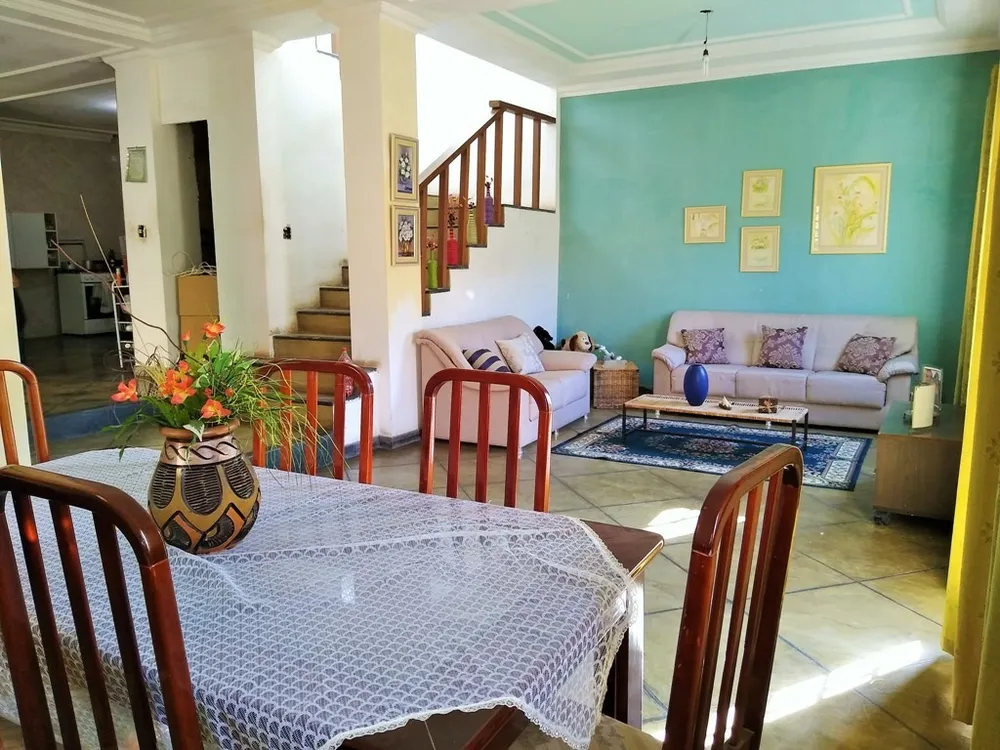 Casa, 3 quartos, 313 m² - Foto 1
