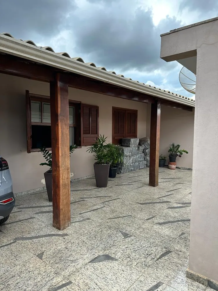 Casa, 3 quartos, 250 m² - Foto 2