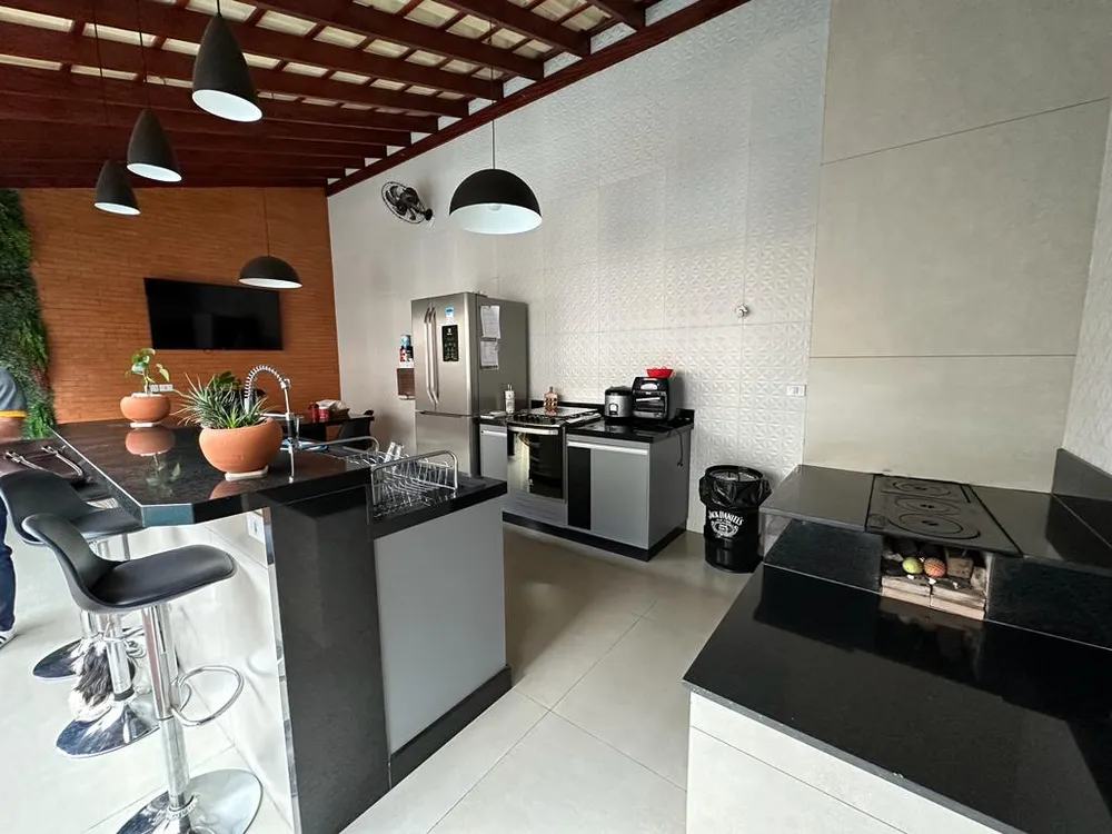 Casa, 3 quartos, 250 m² - Foto 9