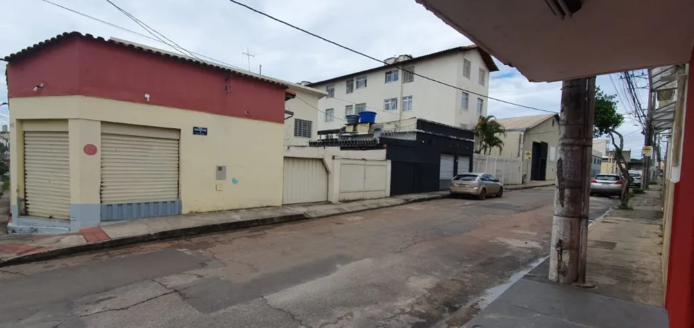 Casa, 6 quartos, 363 m² - Foto 2