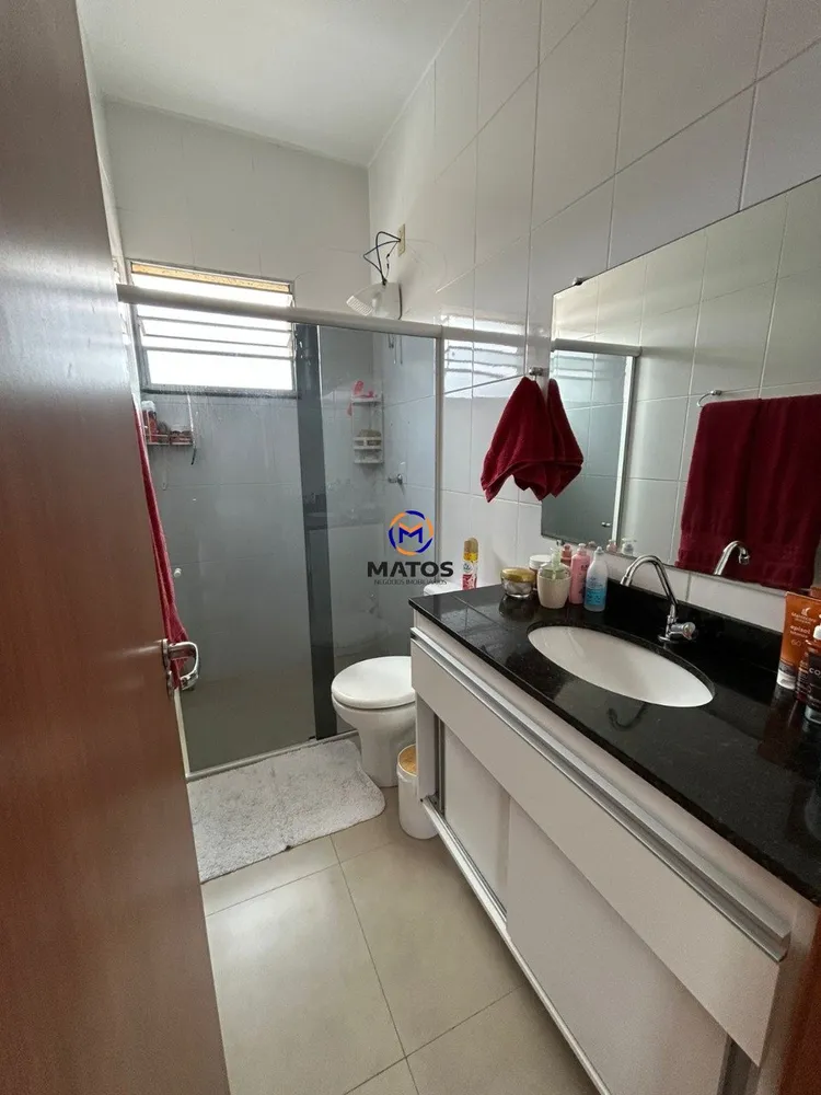 Casa, 4 quartos, 240 m² - Foto 19