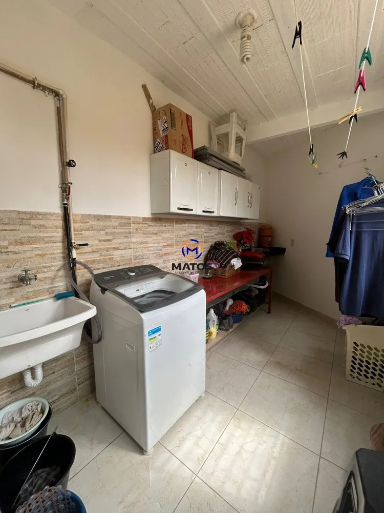 Casa, 4 quartos, 240 m² - Foto 24