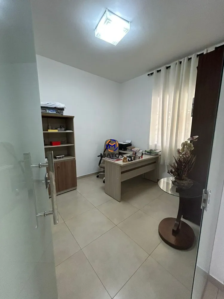 Casa, 4 quartos, 240 m² - Foto 9