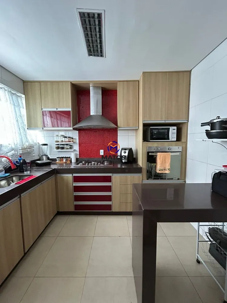 Casa, 4 quartos, 240 m² - Foto 10