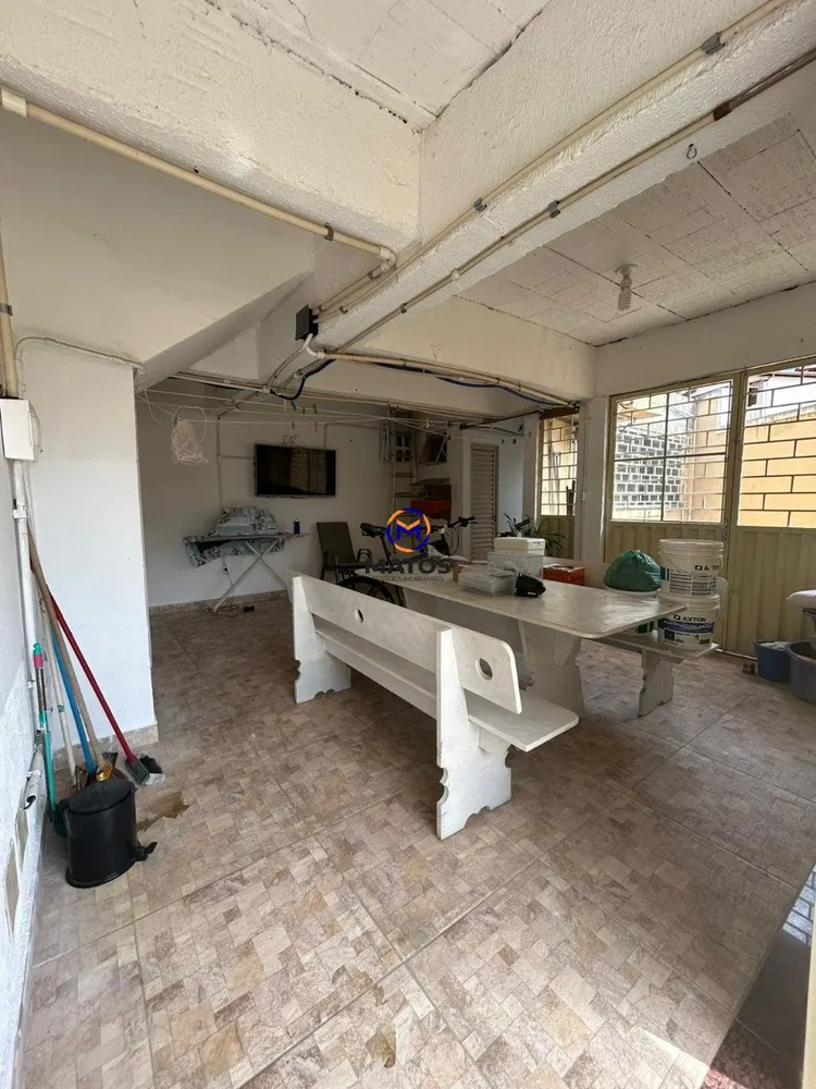 Casa, 4 quartos, 240 m² - Foto 22