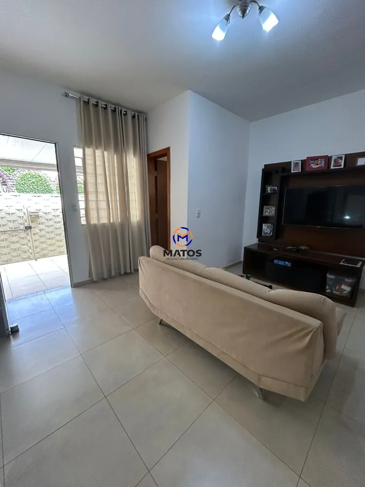 Casa, 4 quartos, 240 m² - Foto 6
