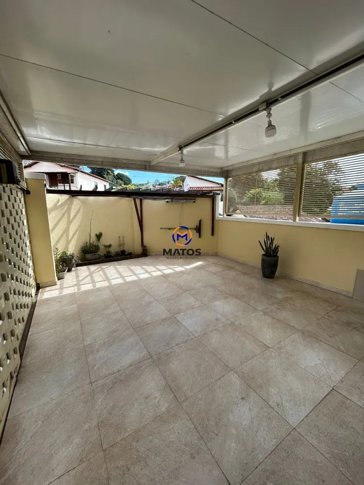 Casa, 4 quartos, 240 m² - Foto 2
