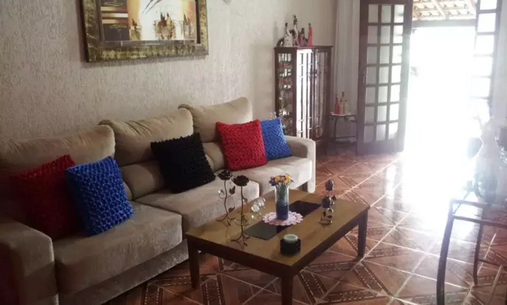 Casa, 3 quartos, 360 m² - Foto 1