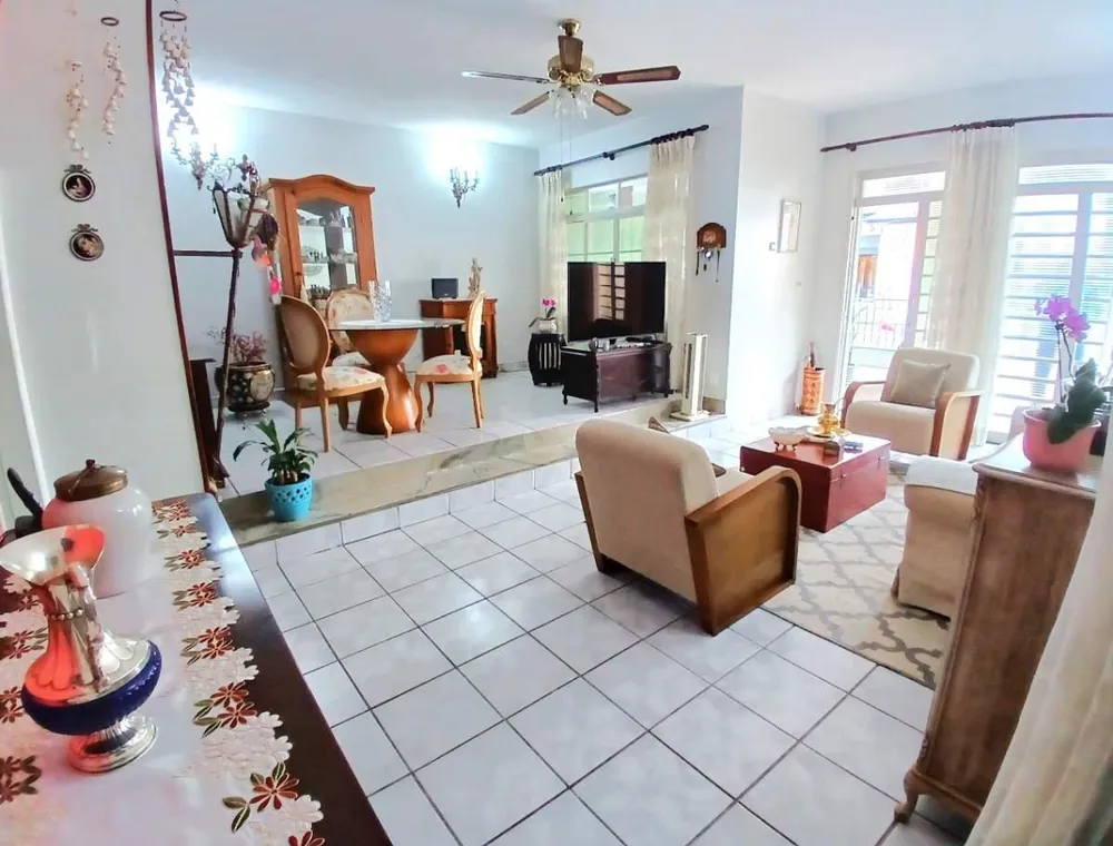 Casa, 3 quartos, 213 m² - Foto 3