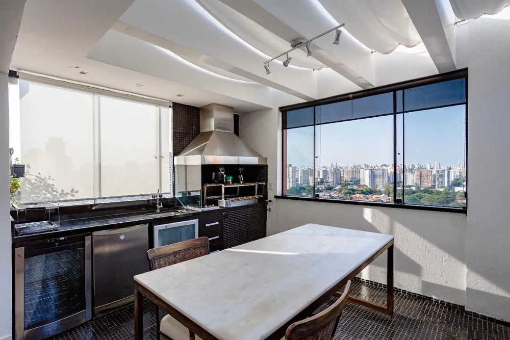 Cobertura, 3 quartos, 197 m² - Foto 4