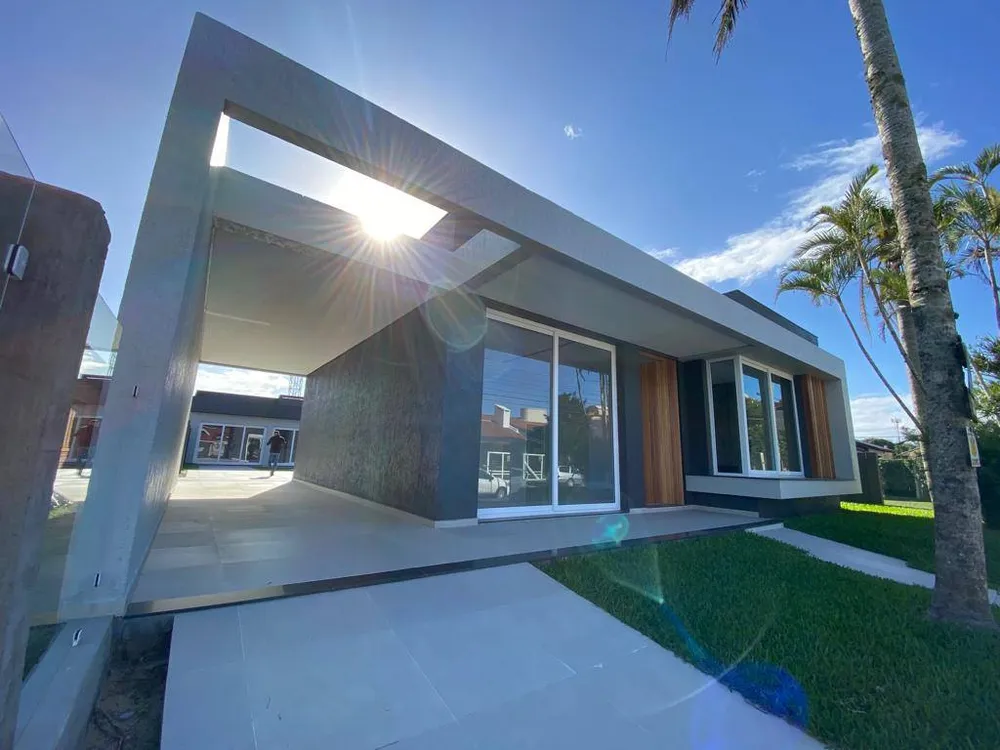 Casa, 4 quartos, 300 m² - Foto 1