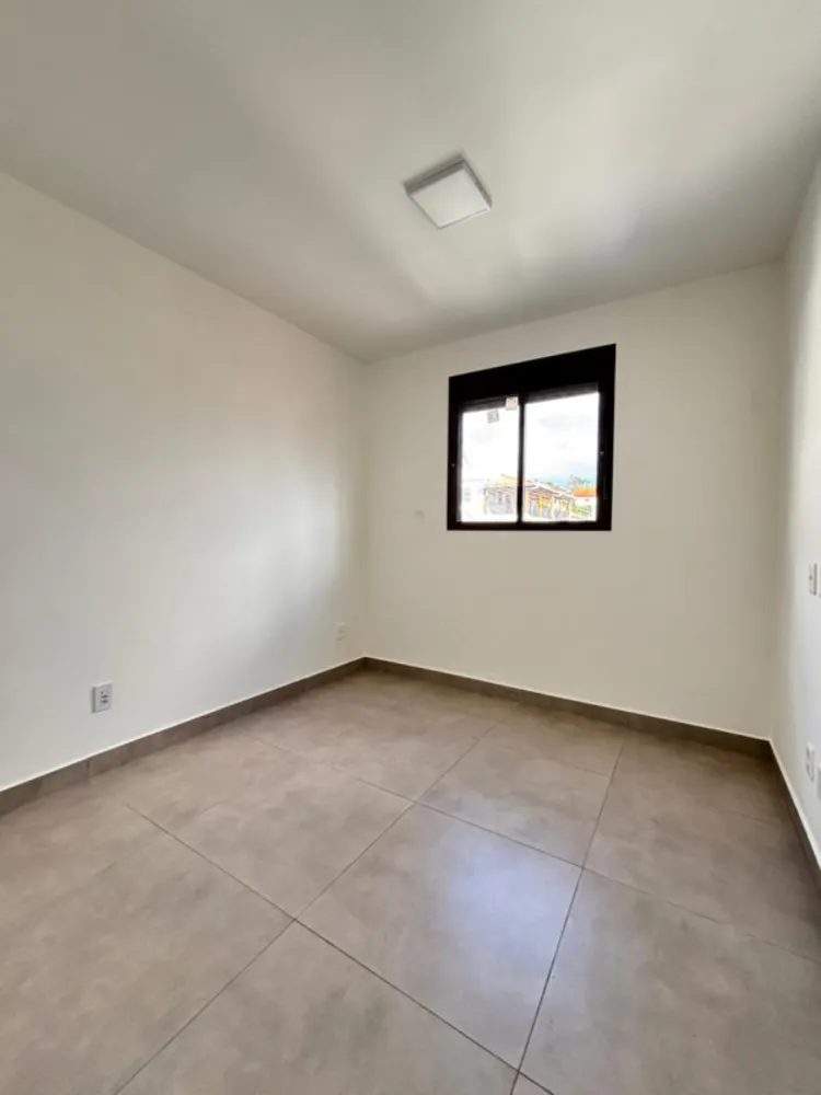 Casa, 2 quartos, 70 m² - Foto 1