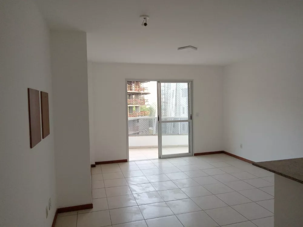 Apartamento à venda com 3 quartos, 104m² - Foto 1