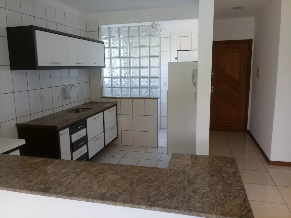 Apartamento à venda com 3 quartos, 104m² - Foto 4