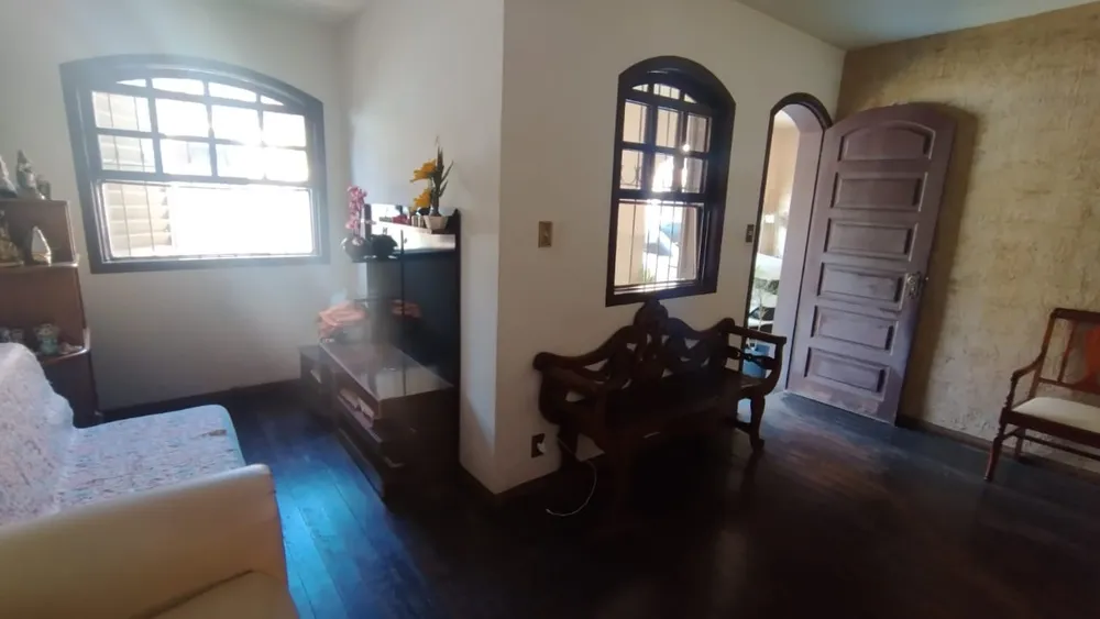 Casa, 4 quartos, 185 m² - Foto 2