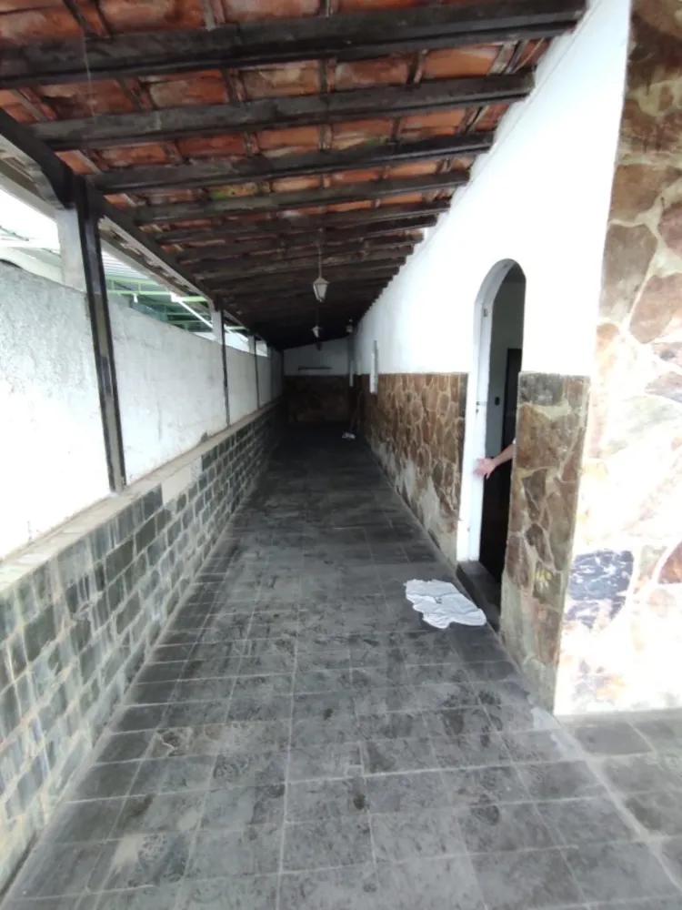 Casa, 4 quartos, 291 m² - Foto 2